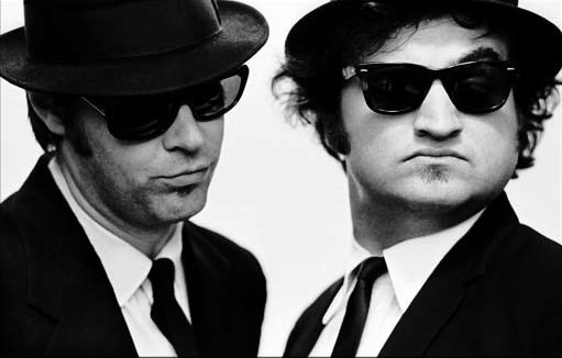 http://www.lunette-vintage.fr/blog/wp-content/uploads/2013/12/The-Blues-Brothers.jpg